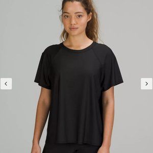 Lululemon Waterside Relaxed UV Protection Short Sleeve, Size M, Black